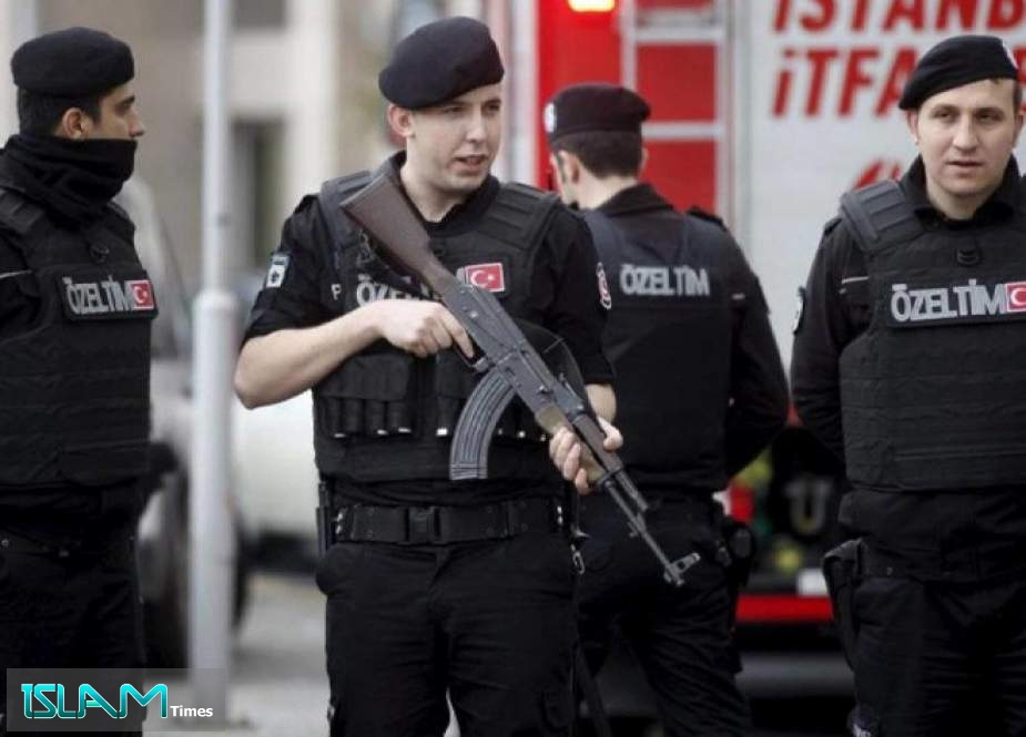 Turkish Police Arrest 147 Suspects over ISIS Ties
