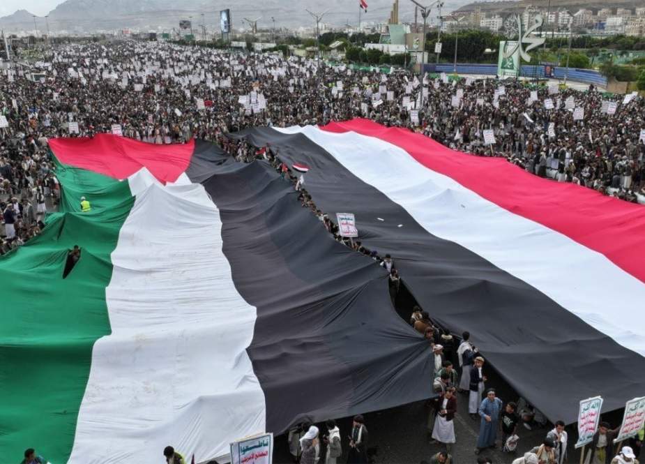 العاصمة اليمنية تشهد طوفانا بشريا بمسيرة "انتصارا لغزة عملياتنا متصاعدة"