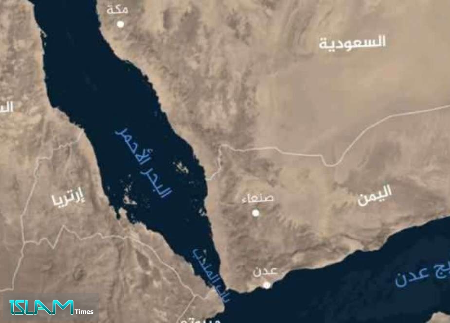 هيئة بحرية بريطانية: تلقينا بلاغًا عن حادث على بعد 23 ميلًا بحريًا من ميناء المخا في اليمن