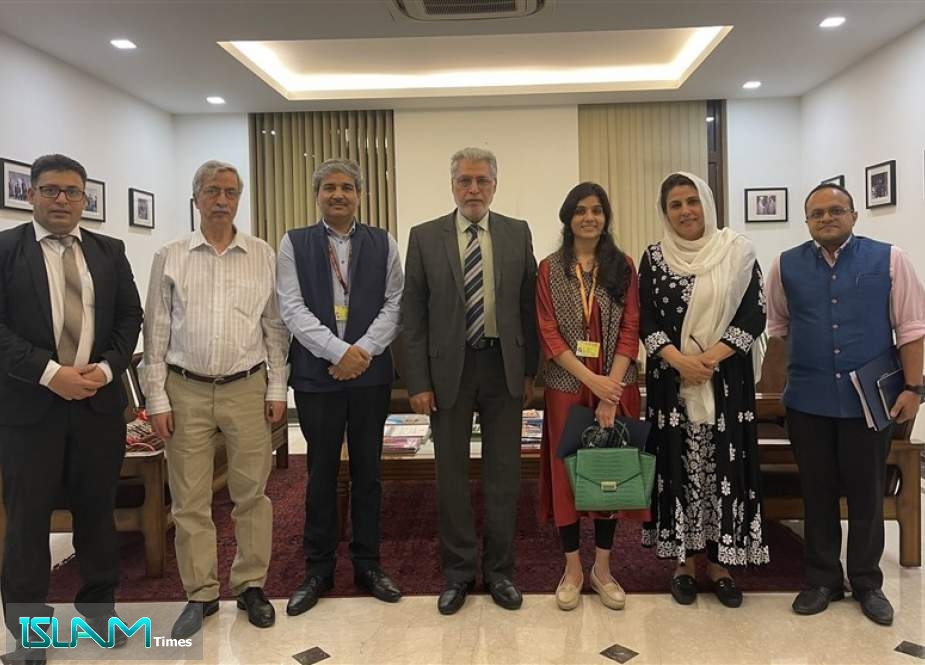 بازدید دیپلمات ارشد هندی از سفارت افغانستان در دهلی‌نو