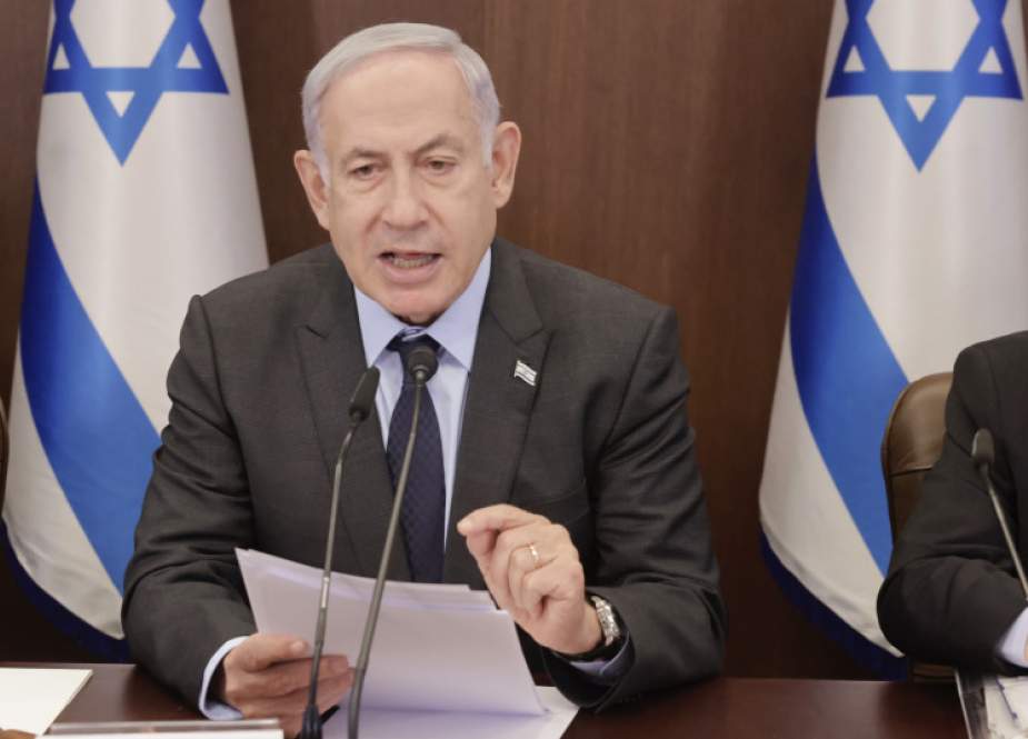 Israeli PM Benjamin Netanyahu speaks at the cabinet meeting