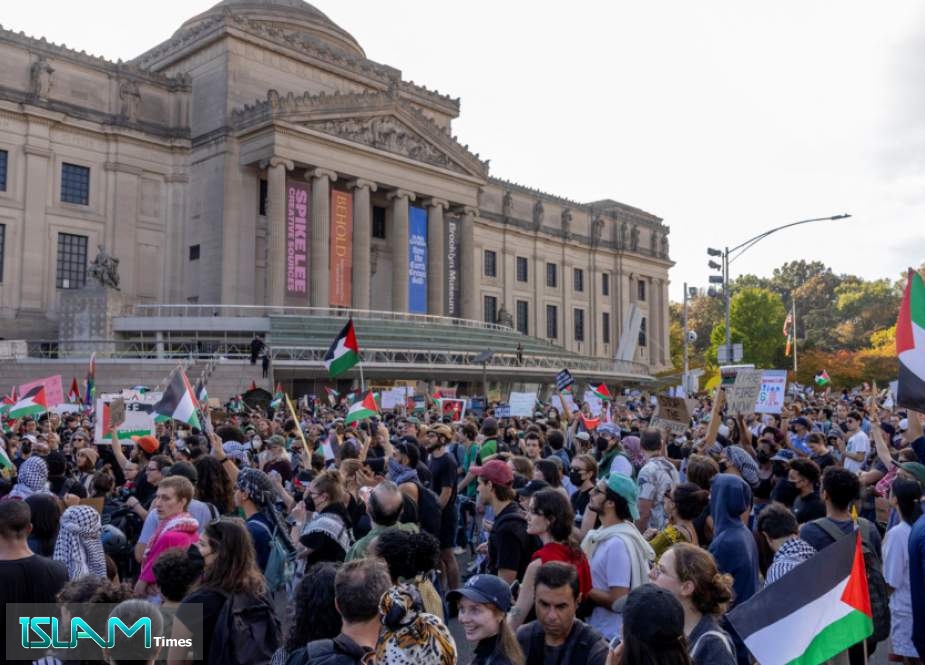 المئات من خريجي جامعة نيويورك يرفضون التبرع لها بسبب حرب غزة