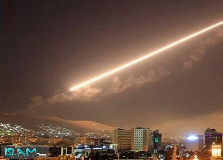 الدفاعات السورية تتصدى لعدوان إسرائيلي على ريف العاصمة دمشق