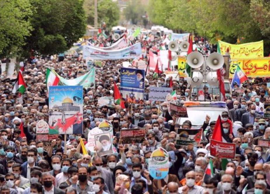 Iranian mark International Quds Day