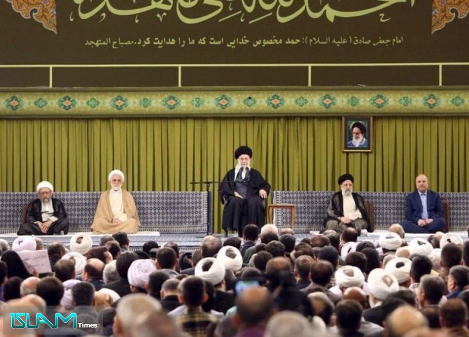 Ayatollah Khamenei Urges Muslim World to Cut Ties with Israel
