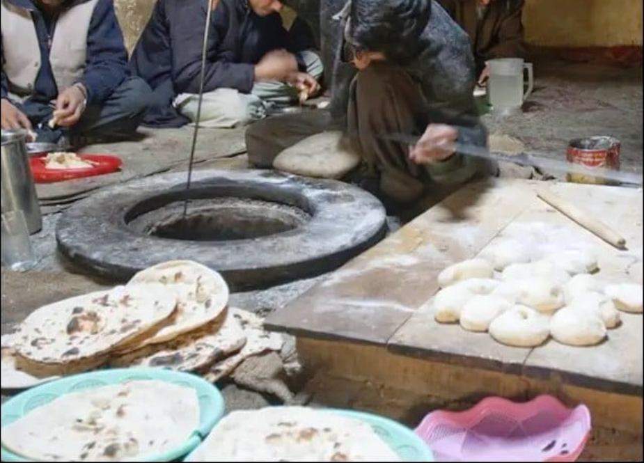کے پی حکومت کا روٹی کی قیمت میں 5 روپے کمی کا اعلان