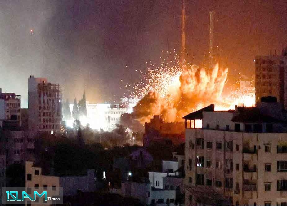 غزہ میں غاصب و سفاک صیہونی رژیم کے دیوانہ وار حملوں کا سلسلہ جاری
