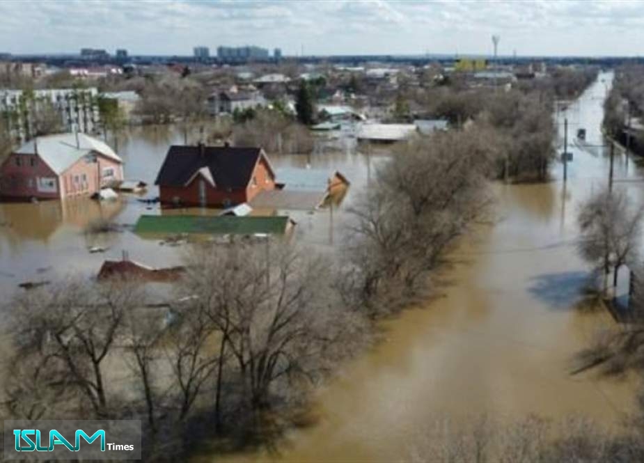 Hundreds of Houses, Plots Flooded in Russia