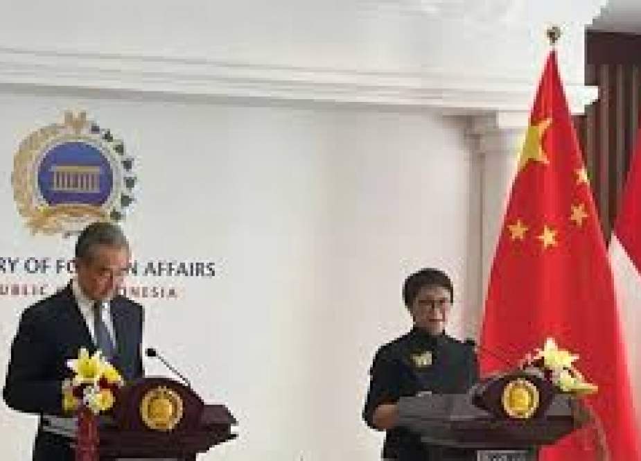 Menteri Luar Negeri RI Retno Marsudi dan Menteri Luar Negeri China Wang Yi