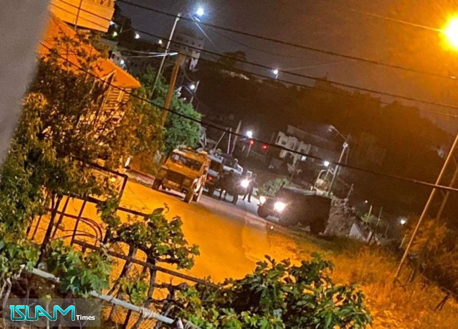 West Bank Resistance Clashes with IOF in Tulkarm: Explosion Reported in Confrontation