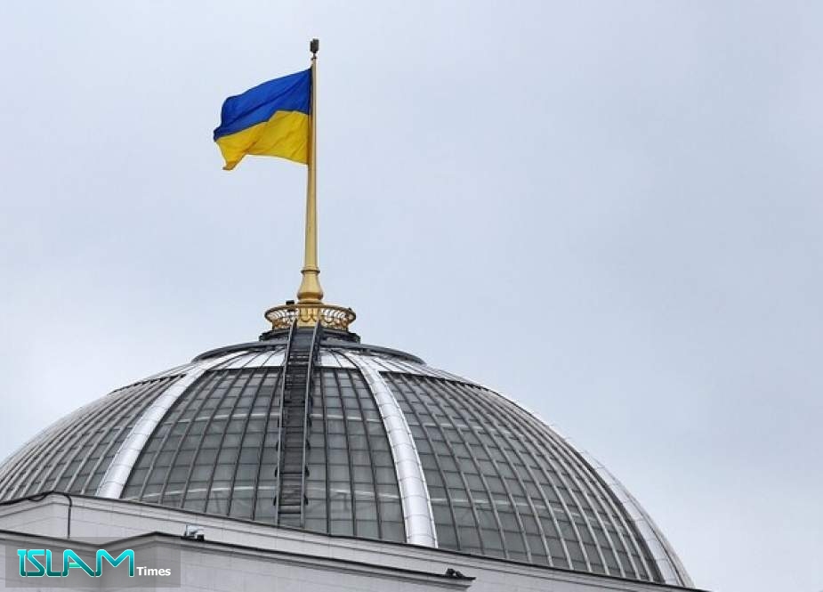 برلماني أوكراني يقترح فرض رقابة عسكرية في كل البلاد