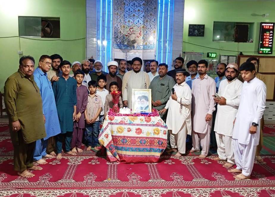 مجلس وحدت مسلمین جنوبی پنجاب کے زیراہتمام رہبر انقلاب ولی امر مسلمین سید علی خامنہ ای کی سالگرہ کی تقریب 