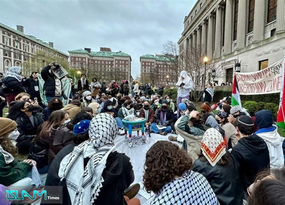 Columbia University Students Maintain Gaza Solidarity Sit-in amid Growing Support