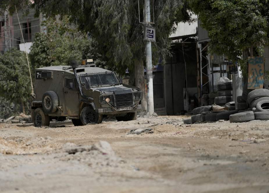 Al-Quds Brigades confront IOF at point zero