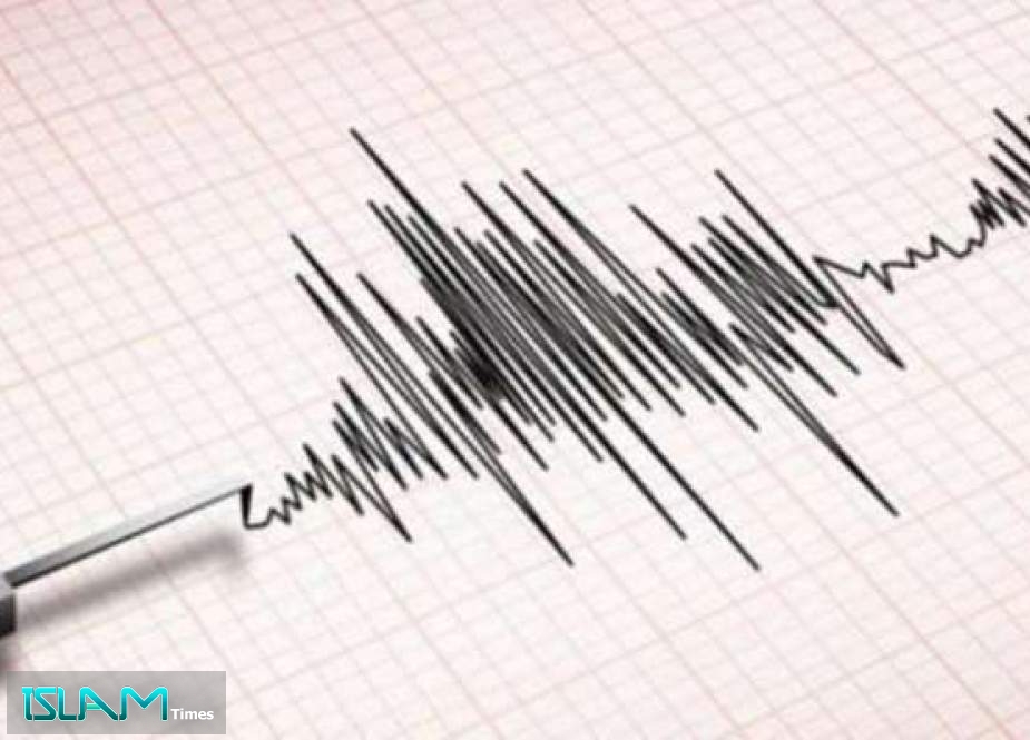 زلزال بقوة 6,5 درجات قبالة جزيرة جاوا في إندونيسيا