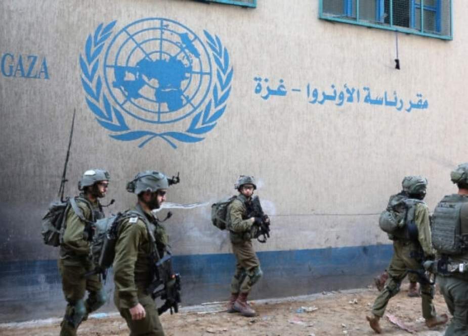 IDF inside an UNRWA center in Gaza City