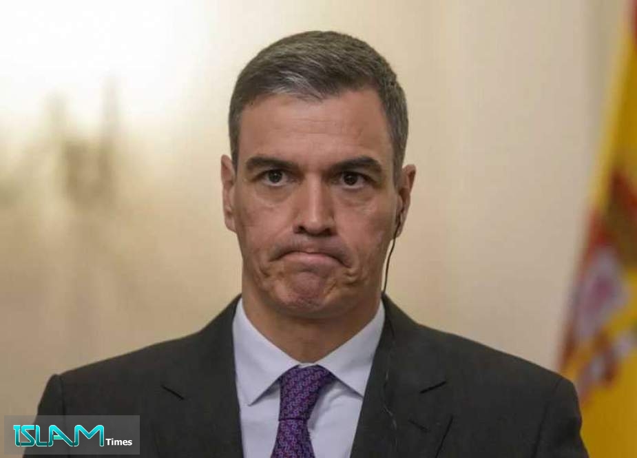 Spain: Sánchez to Continue as PM Despite Bullying Campaign