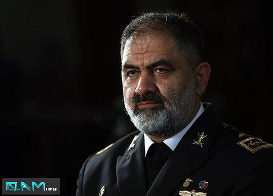 Iranian Navy Escorts Ships to Ensure Economic Security: Navy Commander