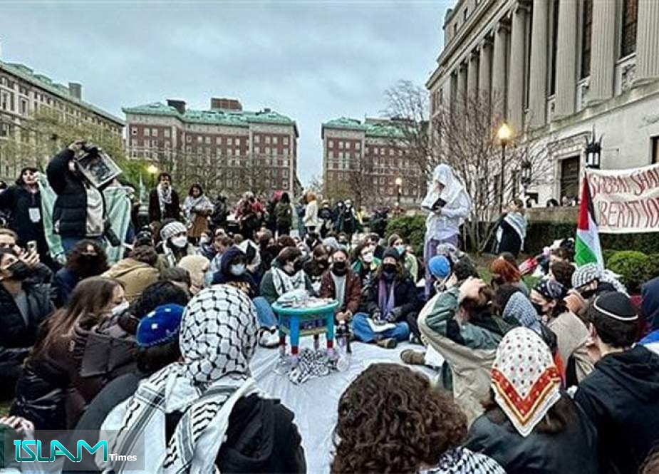 شرطة فرجينيا تفض بالقوة اعتصاما بجامعتها وتعتقل طلبة مناصرين لغزة