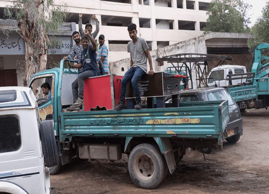 سپریم کورٹ کے احکامات پر کراچی میں سڑکوں، فٹ پاتھوں سے تجاوزات کے خاتمہ کی مہم شروع