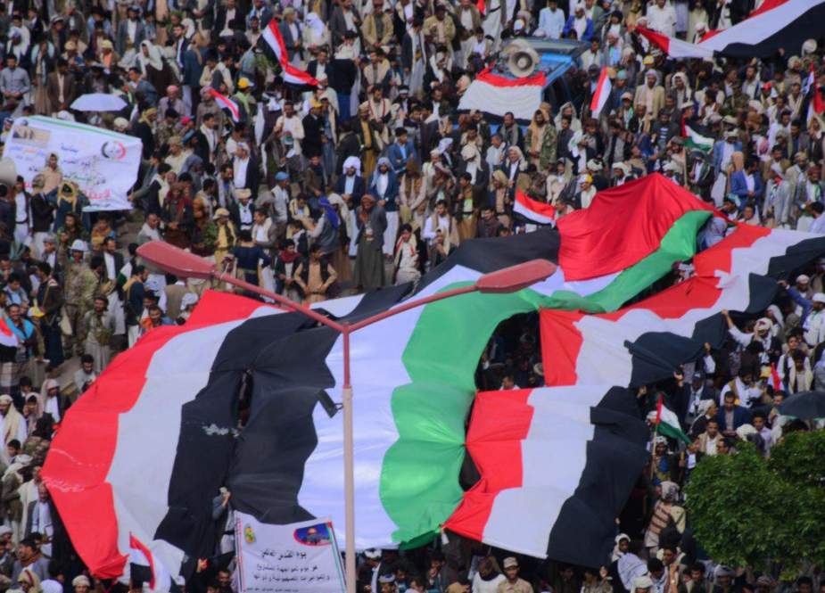 تحت شعار "وفاء يمن الأنصار لغزة الأحرار".. مسيرات حاشدة في صعدة ورَيْمَة ومأرب