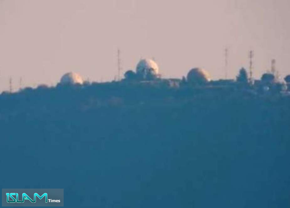 إعلام إسرائيلي: إطلاق نحو 18 صاروخًا من لبنان تجاه جبل ميرون