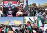 کراچی، جامعہ این ای ڈی میں طلباء کا فلسطینیوں اور امریکی طلباء کے حق میں احتجاجی مظاہرہ