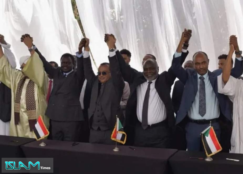 قوى سودانية توقع وثيقة لمرحلة تأسيسية انتقالية