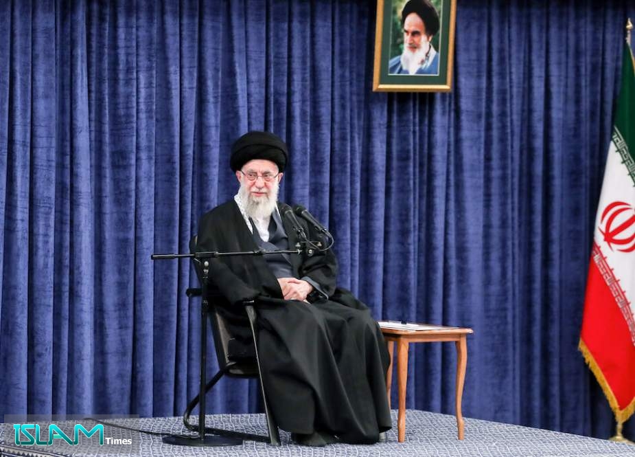 Ayatollah Khamenei Advises Reciters to Get Qur