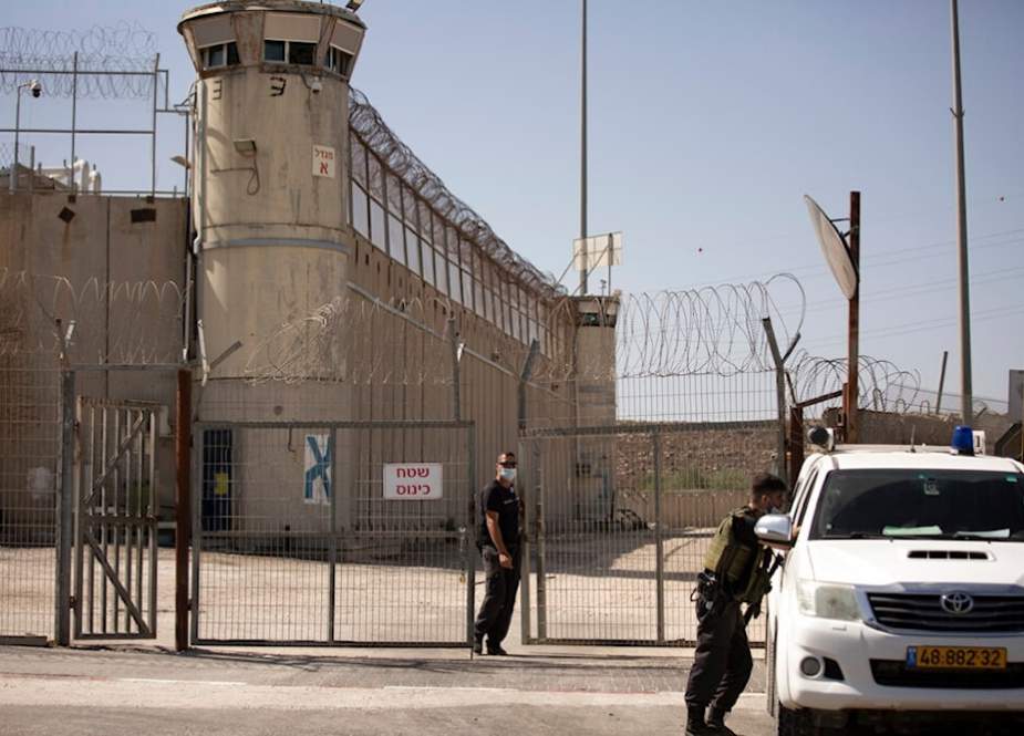 Israeli occupation forces outside the Ofer Prison near occupied al-Quds