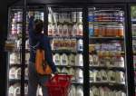 US Consumers Trading Down to Cheaper Goods as Inflation Persists