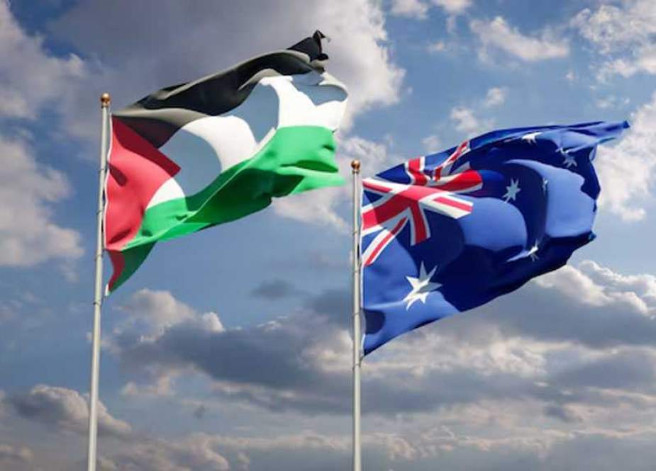 Australia and Palestinian flags