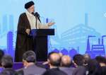الرئيس الإيراني يعلن إحياء 300 مصنع معطل في مازندران
