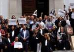 محامو تونس ينفذون إضرابا عاما ردا على تقييد السلطة لحرياتهم